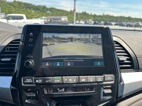 Used 2024 Honda Odyssey EX-L image 19