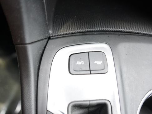 Used 2018 Chevrolet Equinox LT AWD/4WD image 28