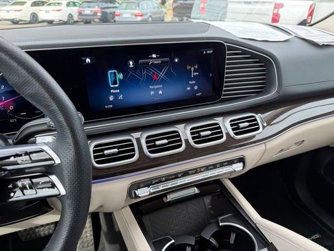 Certified 2026 Mercedes-Benz GLS 450 4MATIC image 22