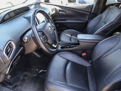 Used 2021 Toyota Prius Prime XLE FWD image 21