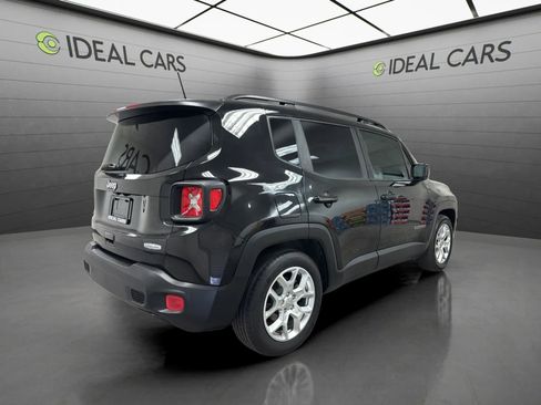 Used 2018 Jeep Renegade Latitude w/ Popular Equipment Group FWD image 5