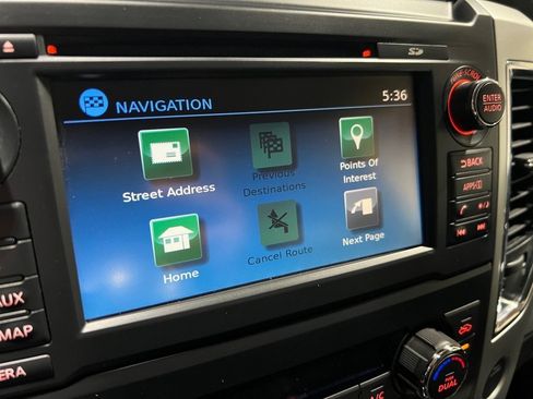 Used 2018 Nissan Titan PRO-4X image 29