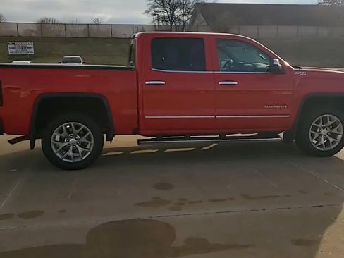 Used 2018 GMC Sierra 1500 SLT w/ SLT Premium Package image 9