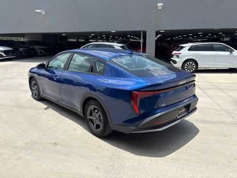Used 2025 Kia K4 FWD image 8