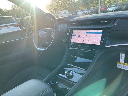 New 2026 Jeep Grand Cherokee Limited w/ Limited Altitude Package image 27