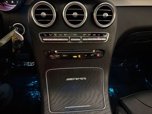 Used 2018 Mercedes-Benz GLC 63 AMG 4MATIC image 27