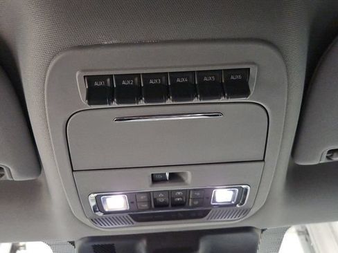 Used 2026 Ford F250 Lariat w/ Lariat Premium Package AWD/4WD image 32