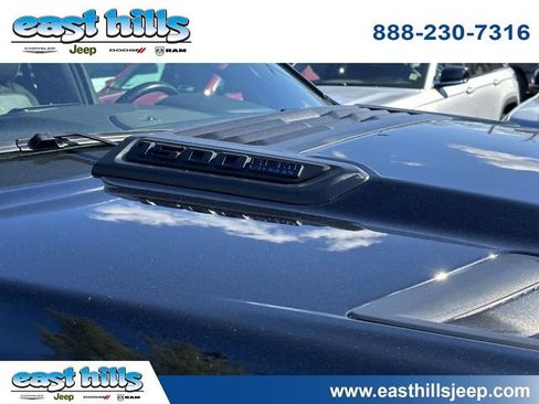 Certified 2023 RAM 1500 Laramie AWD/4WD image 9