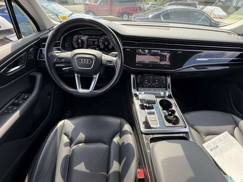 Used 2023 Audi Q7 2.0T Premium w/ Convenience Package AWD/4WD image 14