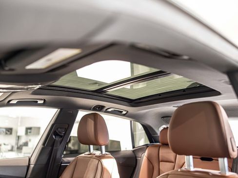 Used 2020 Audi Q8 Premium Plus w/ Premium Plus Package image 19