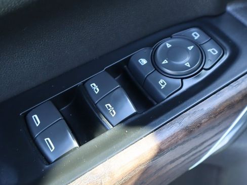 Used 2020 GMC Sierra 1500 Denali w/ Denali Ultimate Package image 18