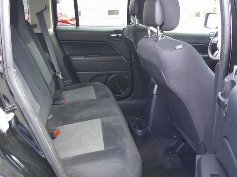 Used 2017 Jeep Patriot Sport w/ Power Value Group image 15