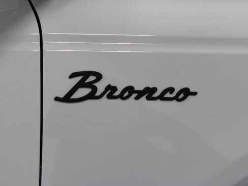 New 2025 Ford Bronco Outer Banks image 11