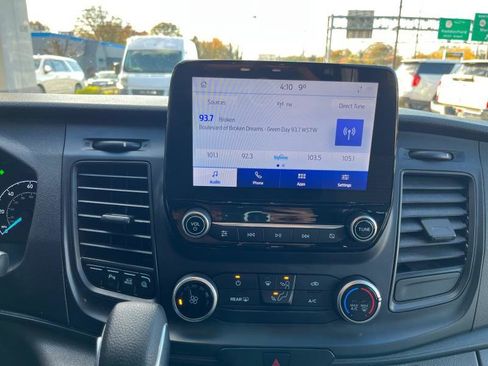 Used 2021 Ford Transit 350 XLT image 27