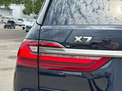 Used 2022 BMW X7 M50i w/ Executive Package AWD/4WD image 10