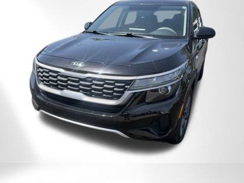 Used 2021 Kia Seltos LX AWD/4WD image 1