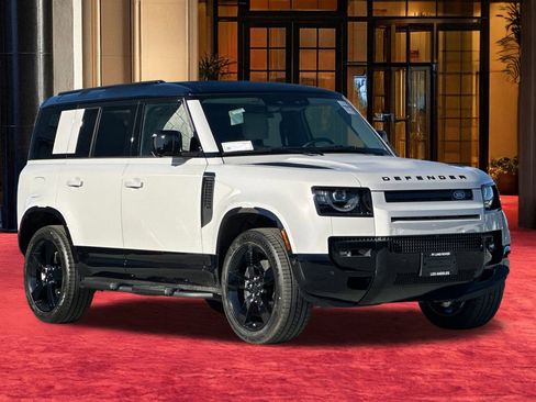 New 2026 Land Rover Defender 110 X-Dynamic SE image 8