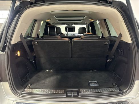 Used 2013 Mercedes-Benz GL 450 4MATIC image 35