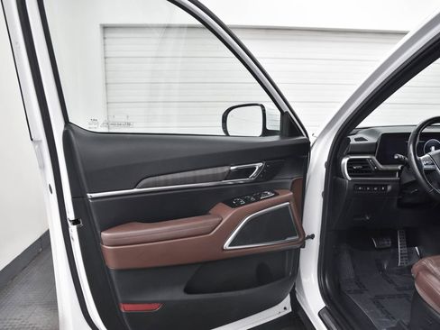 Used 2023 Kia Telluride SX Prestige image 9