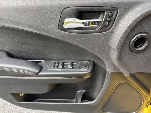 Used 2018 Dodge Charger SRT Hellcat RWD image 14