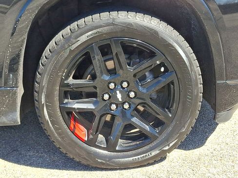 Used 2021 Chevrolet Traverse Premier w/ Redline Edition image 9