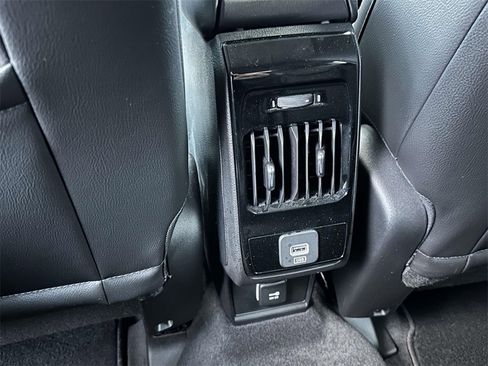 Used 2022 Jeep Compass Limited image 13