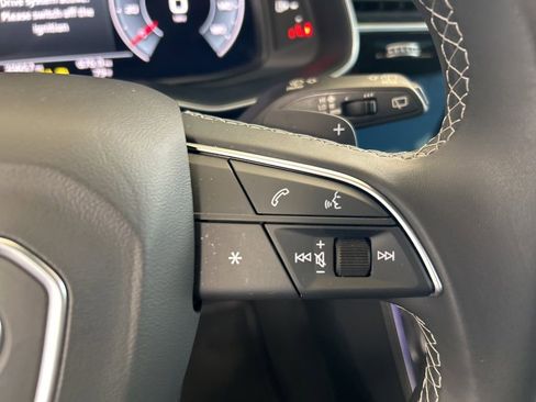 Used 2025 Audi Q7 3.0T Premium Plus image 52