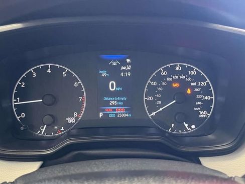 Used 2025 Toyota Corolla LE w/ Convenience Package image 29