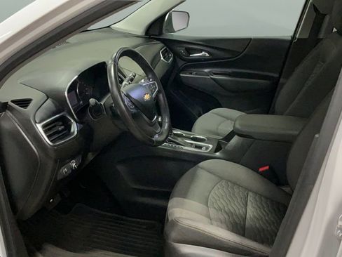 Used 2018 Chevrolet Equinox LT w/ Sun & Infotainment Package image 11