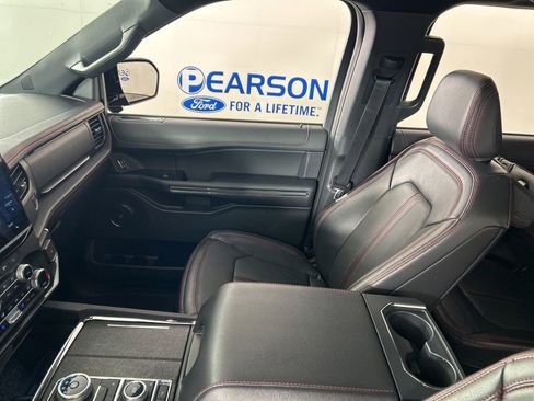 Used 2023 Ford Expedition Max Limited AWD/4WD image 21