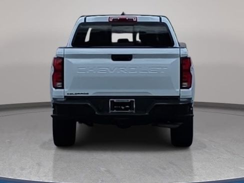 Used 2023 Chevrolet Colorado Z71 w/ Z71 Convenience Package 2 AWD/4WD image 6