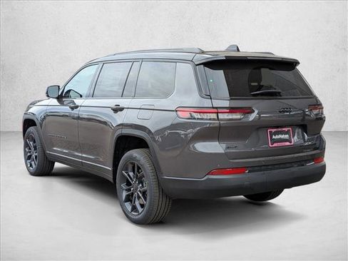 New 2025 Jeep Grand Cherokee L Limited image 8