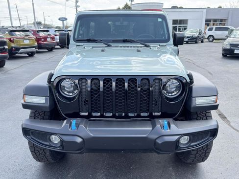 Used 2023 Jeep Wrangler Unlimited w/ Sun & Screen Package AWD/4WD image 6