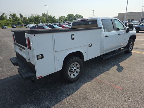 Used 2023 Chevrolet Silverado 3500 W/T w/ WT Convenience Package AWD/4WD image 4