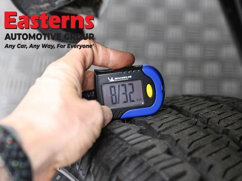 Used 2021 Ford Transit 250 Low Roof RWD image 29