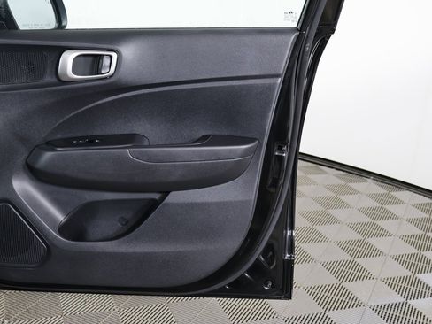 Used 2023 Hyundai Venue SEL w/ Cargo Package image 19