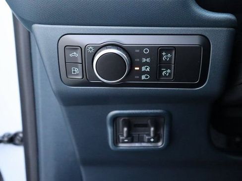 New 2025 Ford Maverick XLT w/ Equipment Group 301A image 27