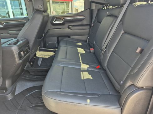 Used 2023 Chevrolet Silverado 1500 RST w/ Redline Edition AWD/4WD image 20