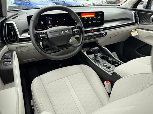 New 2026 Kia Sorento S AWD/4WD image 5