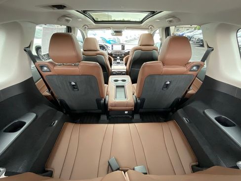 Certified 2026 Acura MDX SH-AWD w/ Technology Package image 26