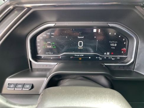 Used 2022 GMC Sierra 1500 AT4 w/ AT4 Premium Package AWD/4WD image 8