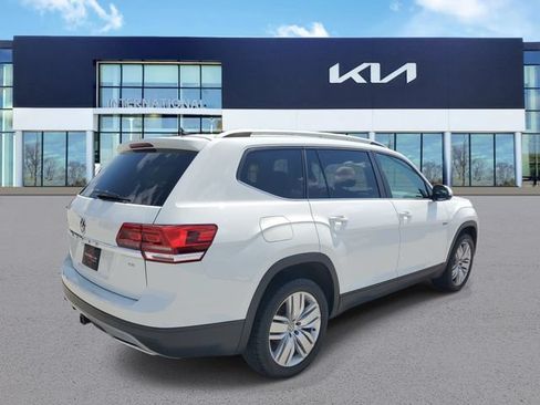 Used 2019 Volkswagen Atlas SE FWD image 2
