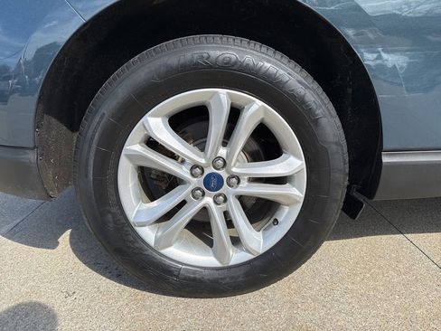 Used 2019 Ford Edge SEL w/ Equipment Group 201A image 50