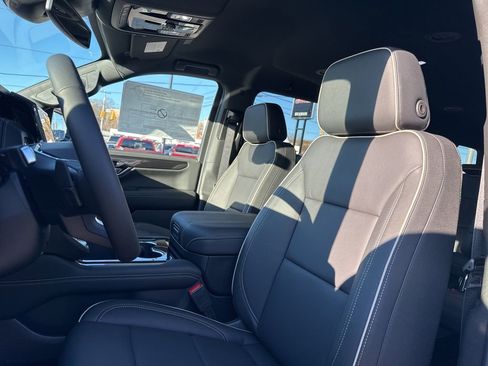 New 2026 GMC Yukon XL Elevation image 21