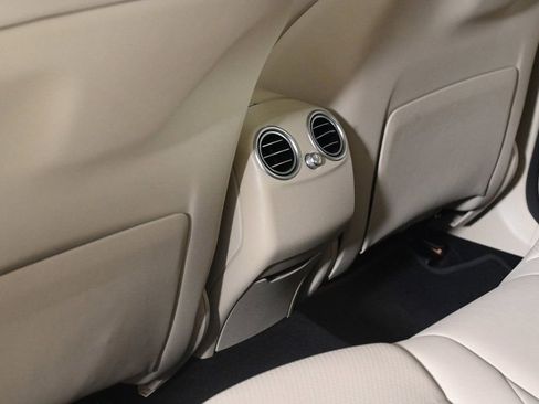 Used 2022 Mercedes-Benz GLC 300 image 18