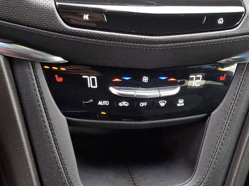 Used 2023 Cadillac XT5 Luxury image 16