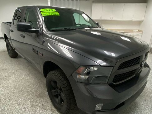 Used 2018 RAM 1500 Express image 3