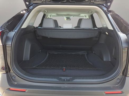 Used 2025 Toyota RAV4 XLE Premium image 12