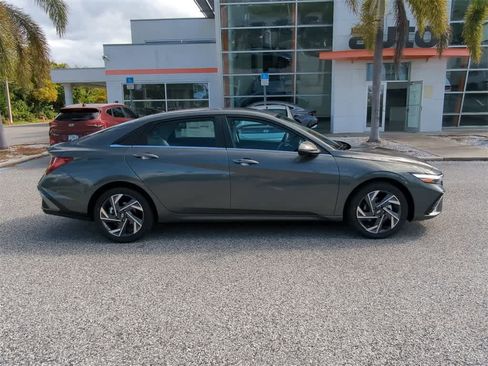 New 2026 Hyundai Elantra Limited w/ Cargo Package image 8