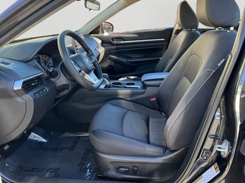 Used 2022 Nissan Altima 2.5 SV image 15